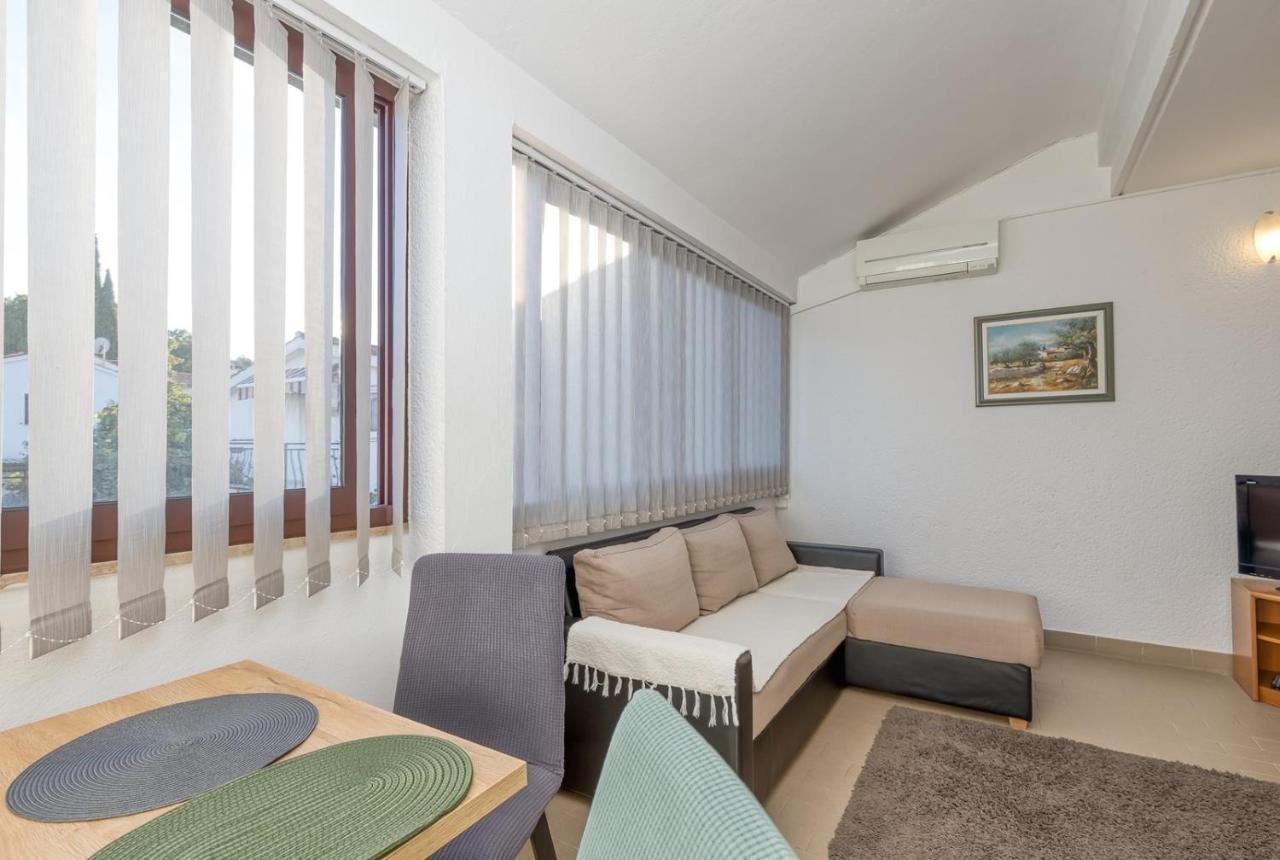 Apartment Lucijan Porec Esterno foto