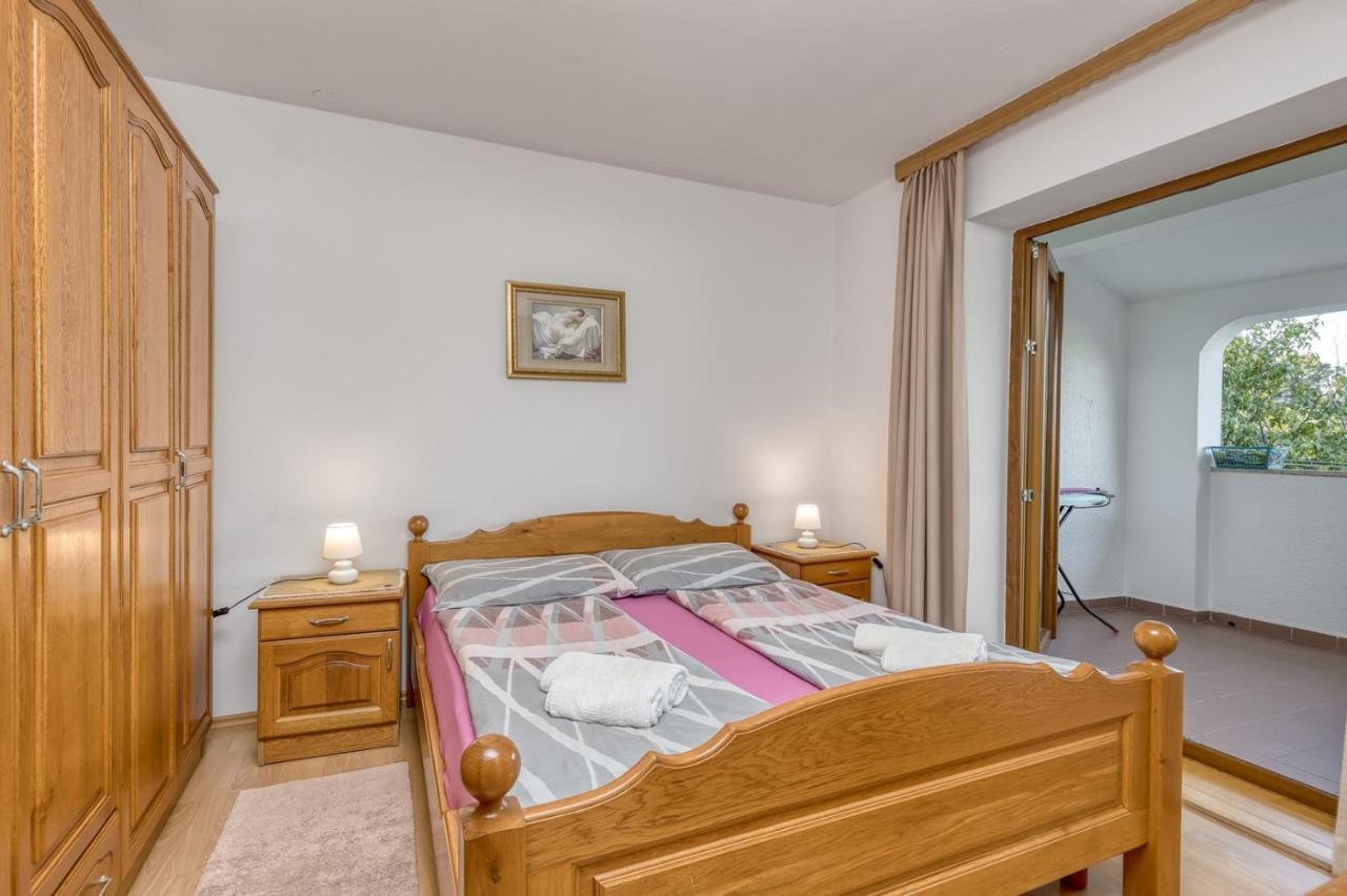 Apartment Lucijan Porec Esterno foto
