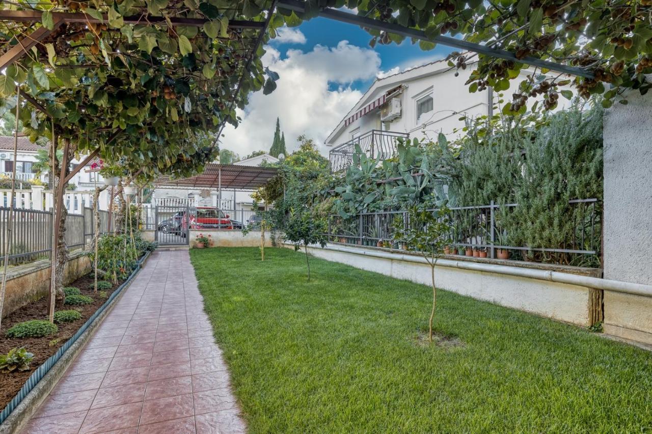 Apartment Lucijan Porec Esterno foto